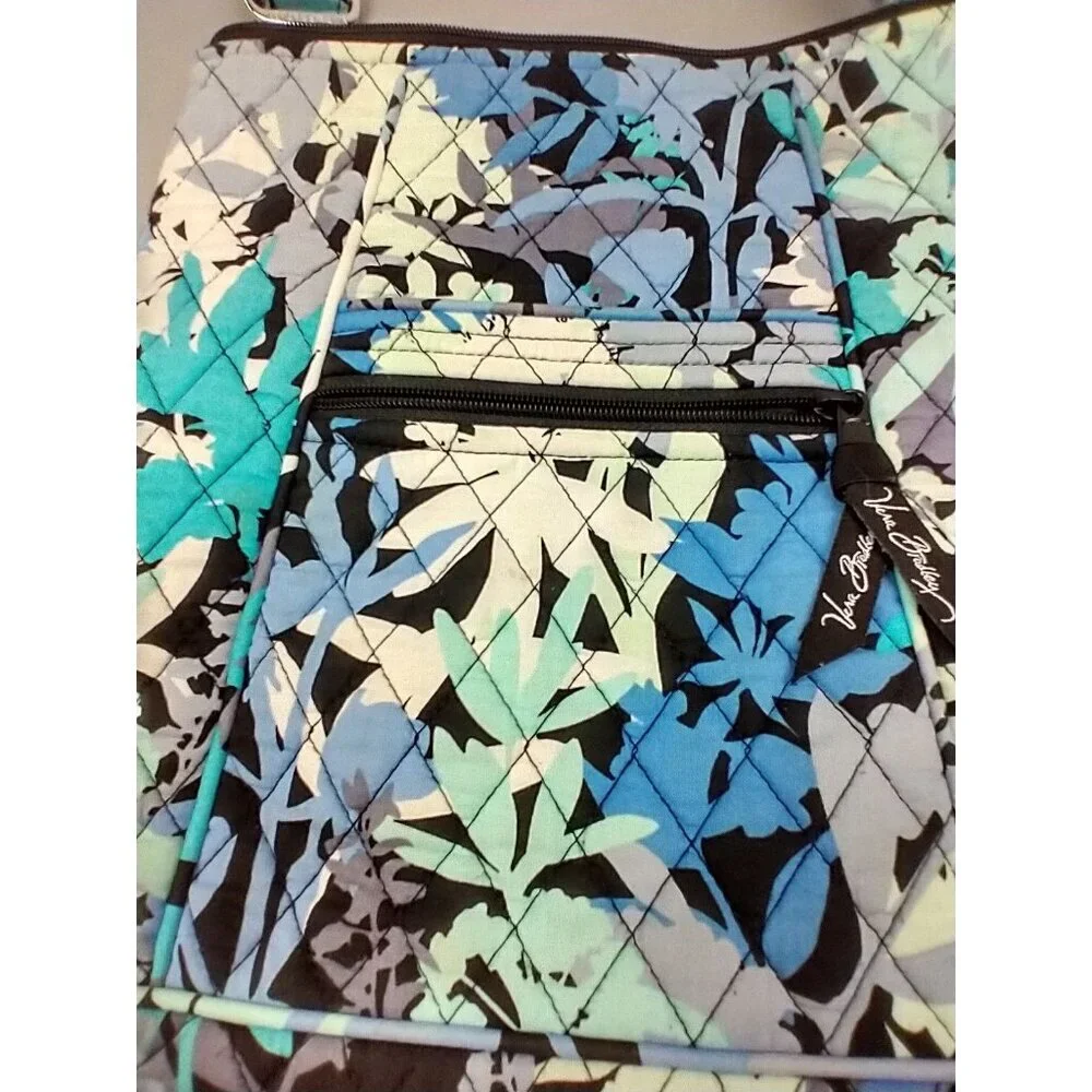Vera Bradley inspect pics